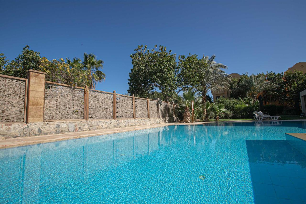 2 Bedroom Condo, With Pool, And Beach & Lagoon Access Hurghada Eksteriør billede